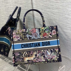 Christian Dior Shopping Bags